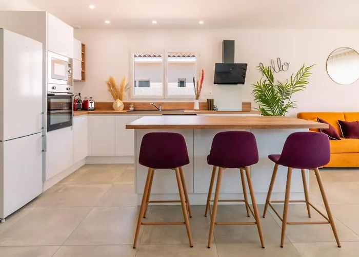 Juxta Mare 500 M Away Villa